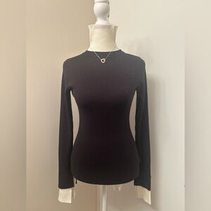 🌹5 for $50🌹Black and White Turtleneck Top